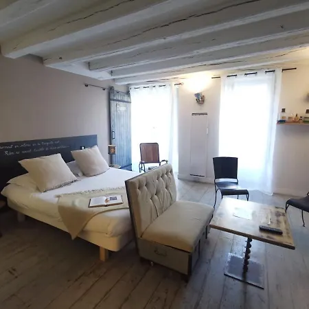 Nouveau ! Nuit - Avec Baignoire - Voyage Affaires Ou Loisirs