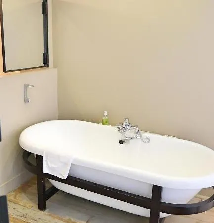 Nouveau ! Nuit - Avec Baignoire - Voyage Affaires Ou Loisirs 낭트