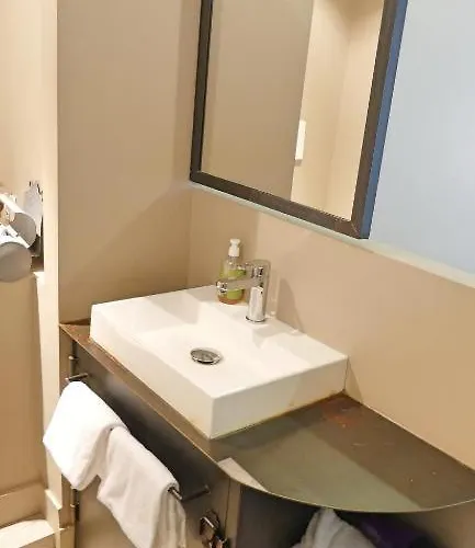 Nouveau ! Nuit - Avec Baignoire - Voyage Affaires Ou Loisirs Lejlighed